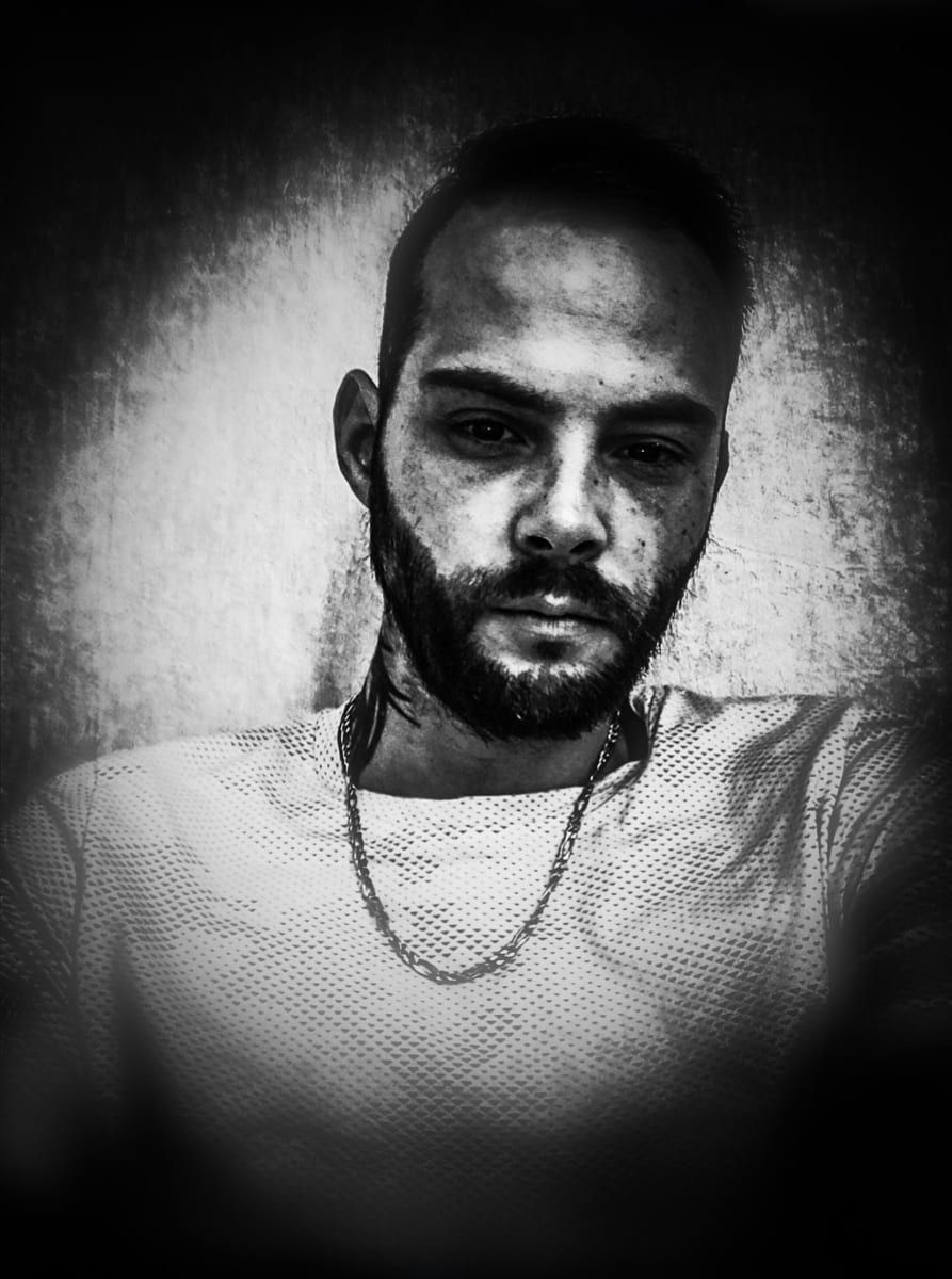 Profil von Henri-jean